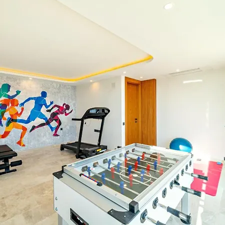 فيلة Luxury 5 Bedroom - 9881