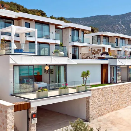 فيلة Luxury 5 Bedroom - 9881 *