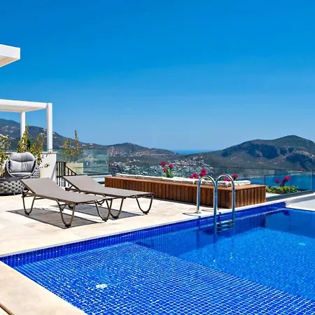 فيلة Luxury 5 Bedroom - 9881