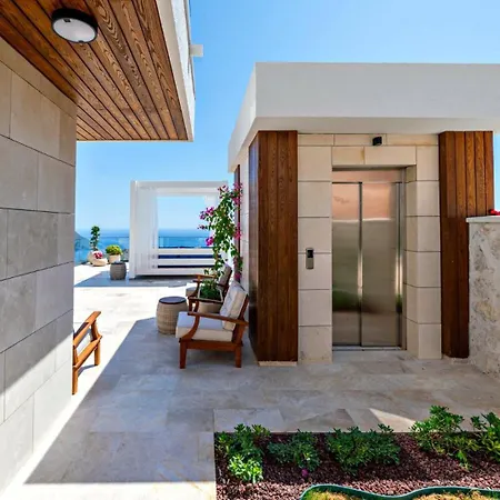 Willa Luxury 5 Bedroom - 9881 Kalkan