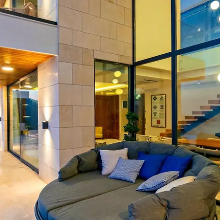 Luxury 5 Bedroom - 9881 Villa Kalkan